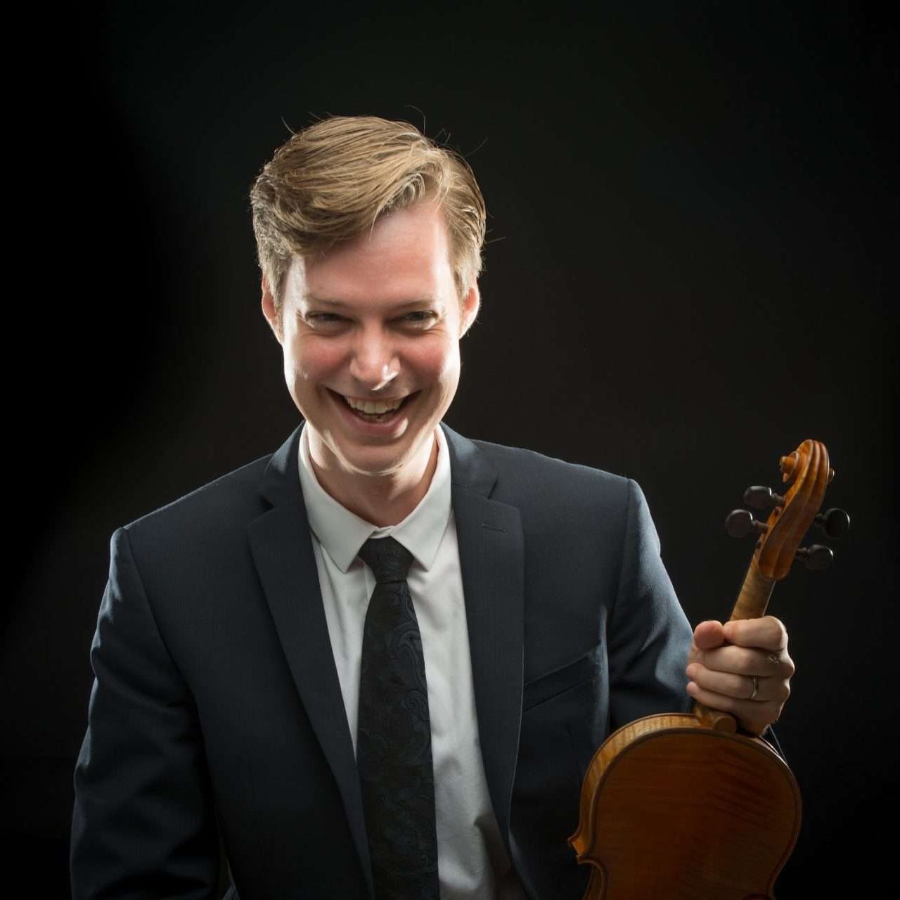Jason Issokson Violinist
